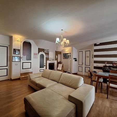 Judith Wright'S Home Maiori Esterno foto